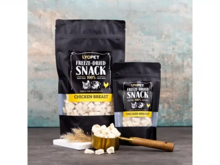 LYOPET Freeze-Dried Snack – Piept de Pui 30g
